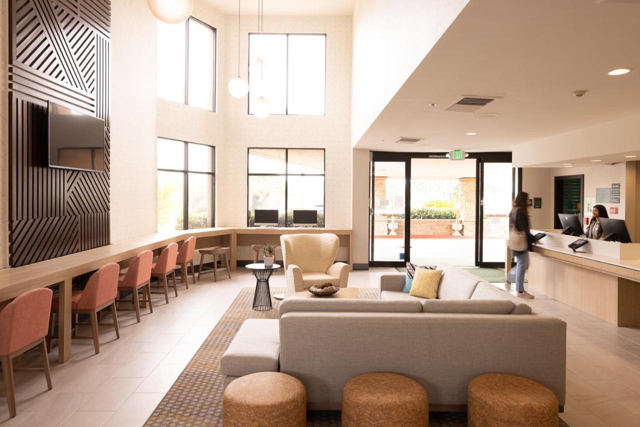 Holiday Inn Santa Ana-Orange County Airport By Ihg Exterior foto