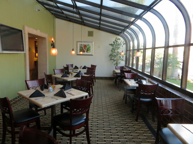 Holiday Inn Santa Ana-Orange County Airport By Ihg Exterior foto