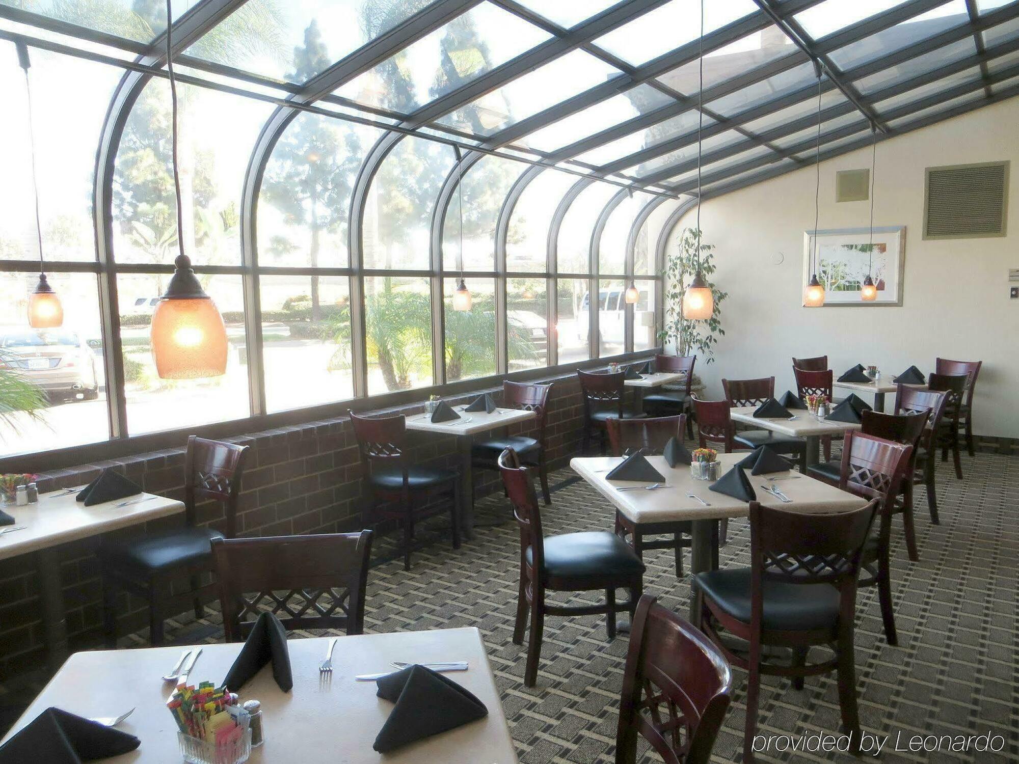 Holiday Inn Santa Ana-Orange County Airport By Ihg Exterior foto